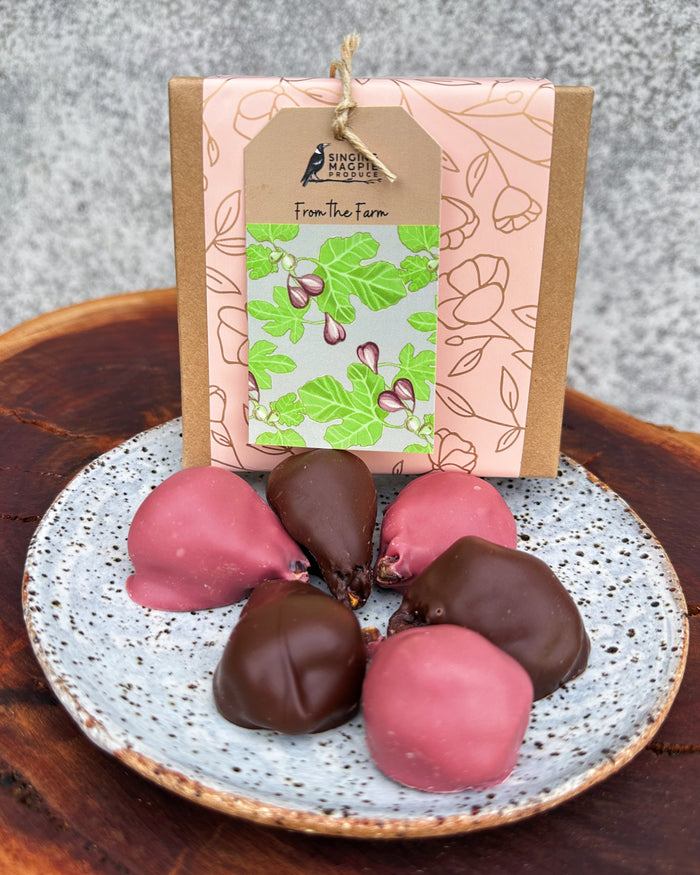 AE. Small Choc Enrobed Fig box